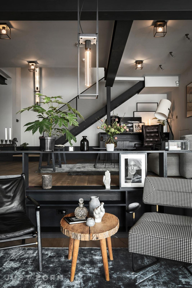 Потолочный светильник Caged Ceiling  / Large / Brushed Steel фабрика Buster + Punch фотография № 2