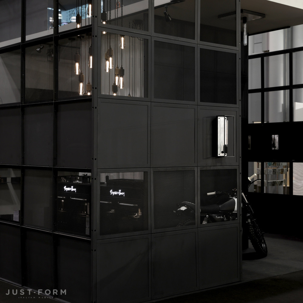 Бра Caged Wall / Large / Brushed Steel фабрика Buster + Punch фотография № 10