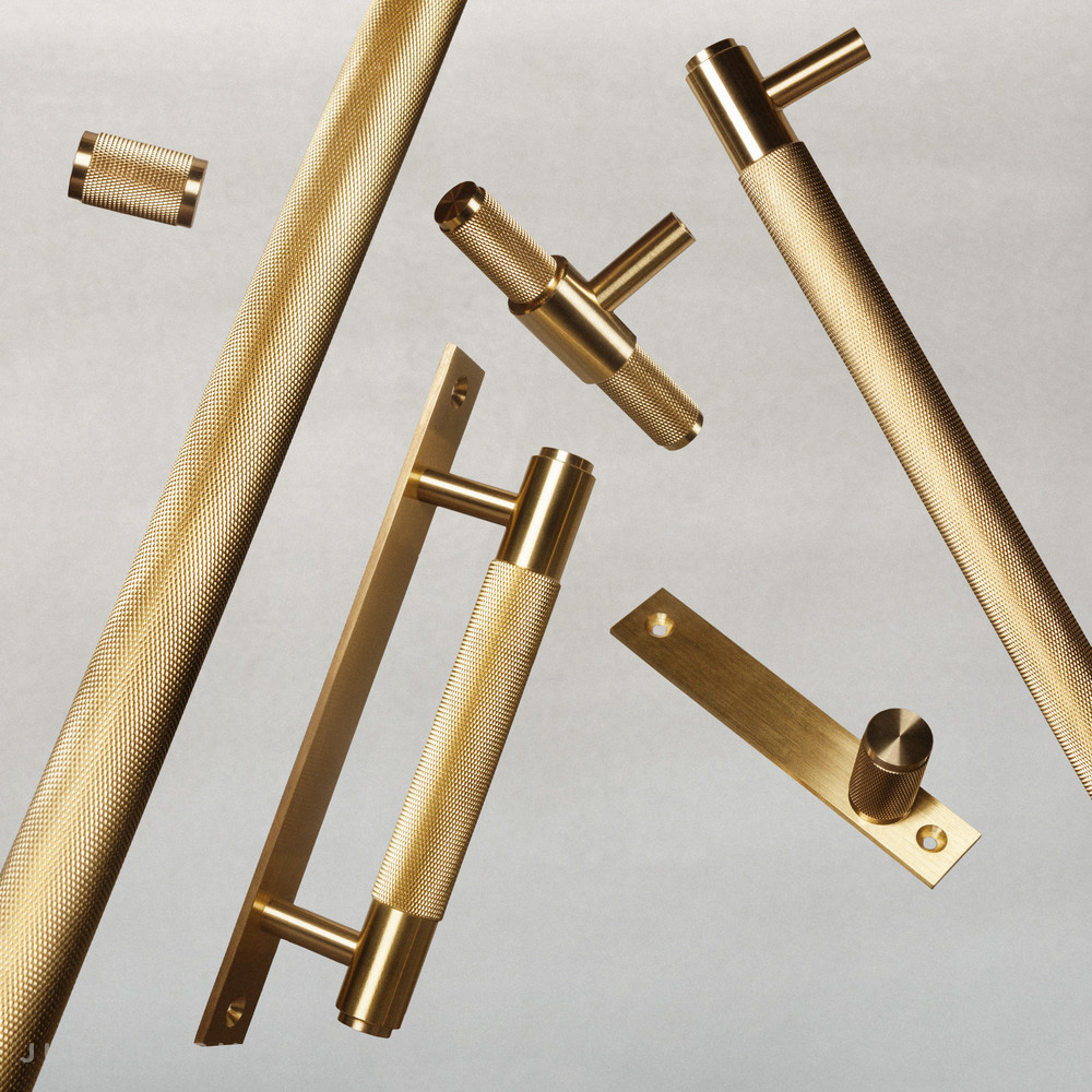 Ручка для мебели T-Bar / Brass фабрика Buster + Punch фотография № 15