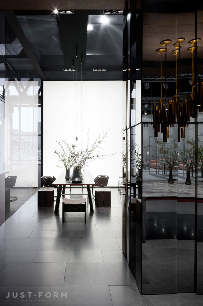 Стол ES-Table фабрика Henge фотография № 4