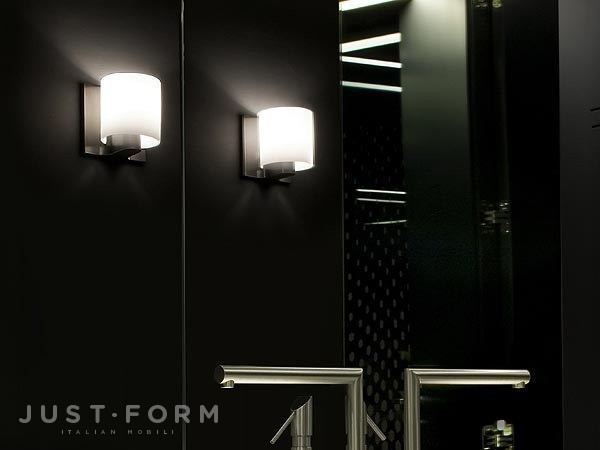 Настенный светильник Tilee фабрика Flos фотография № 1