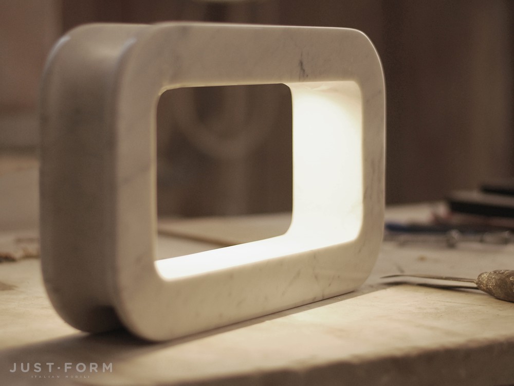 Настольный светильник Antenna фабрика Martinelli Luce фотография № 1