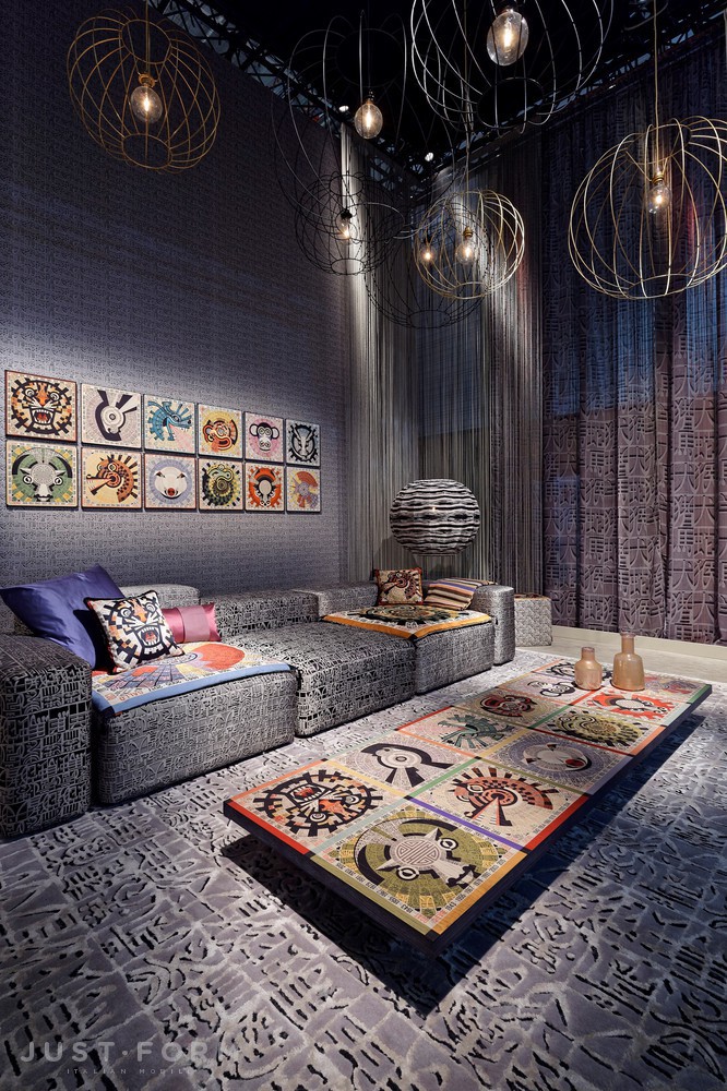 Столик Oroscopo фабрика Missoni Home фотография № 3