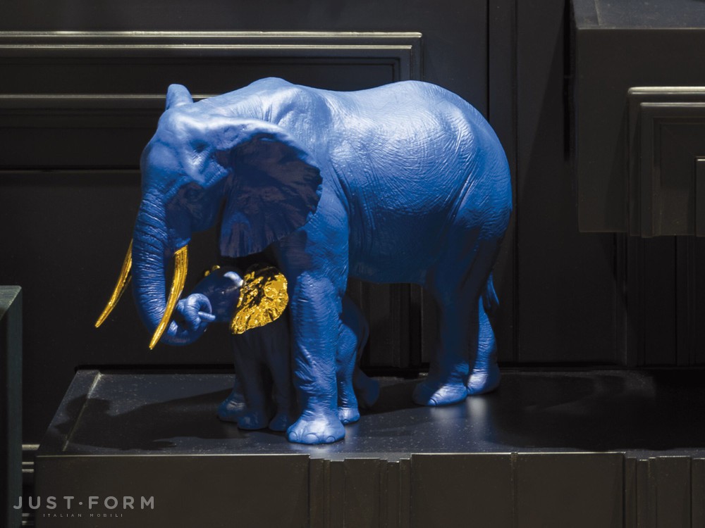 Декоративный предмет Leading The Way Blue And Gold фабрика Lladró фотография № 1