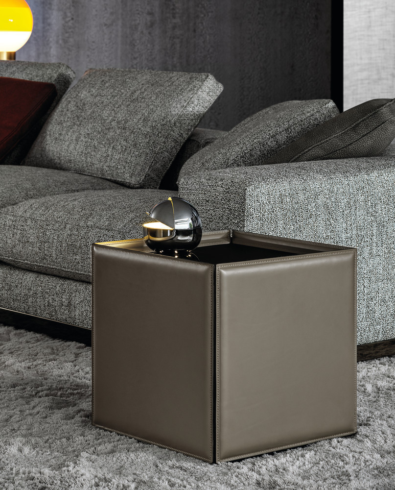 Столик Side фабрика Minotti фотография № 1