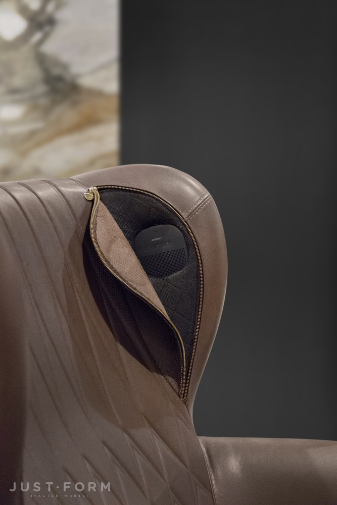 Кресло Omega фабрика Tonino Lamborghini Casa фотография № 1
