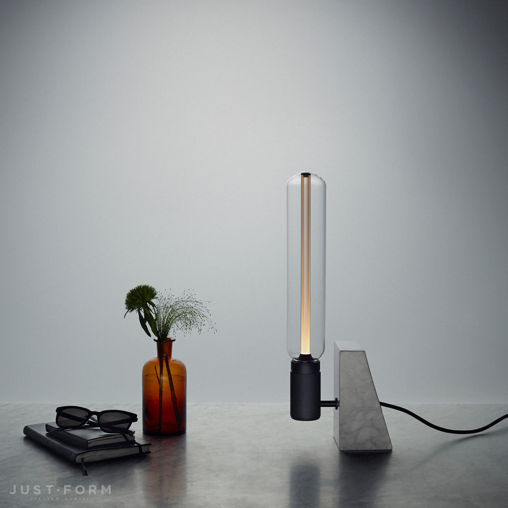 Настольная лампа Stoned Table Light / Polished White Marble фабрика Buster + Punch фотография № 4