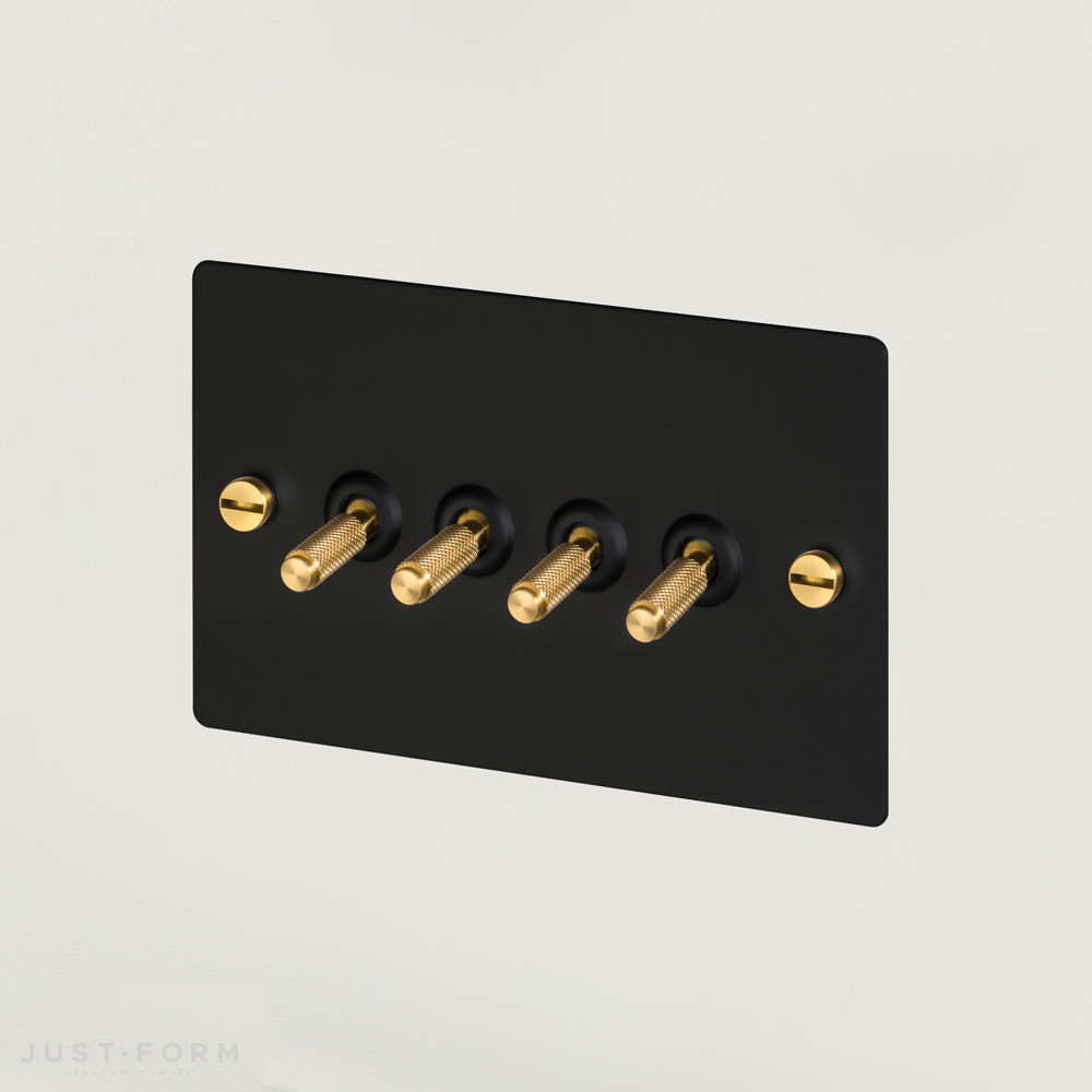 Четырехтумблерный переключатель 4G Toggle Switch / Black / Brass фабрика Buster + Punch фотография № 1
