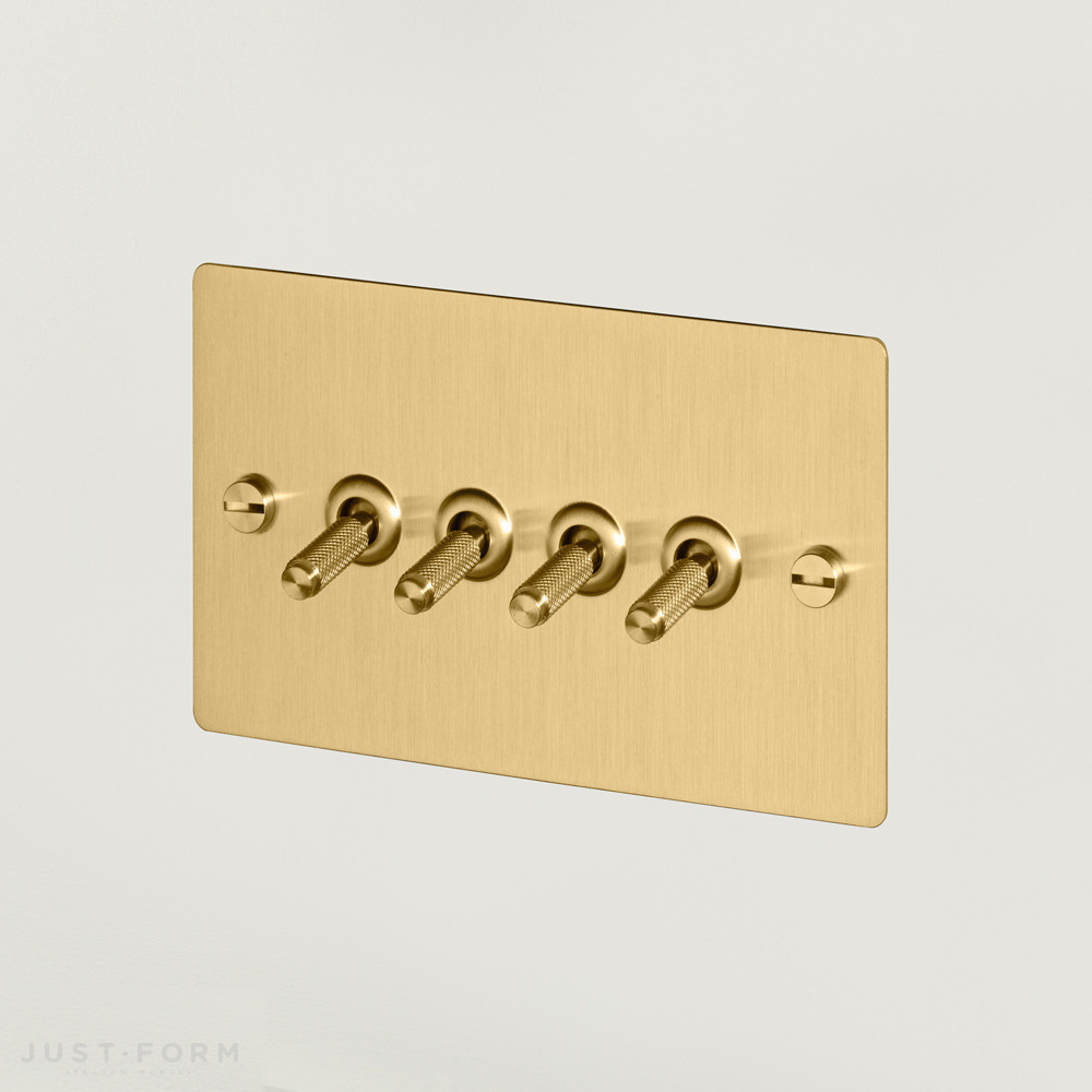 Четырехтумблерный переключатель 4G Toggle Switch / Brass фабрика Buster + Punch фотография № 1