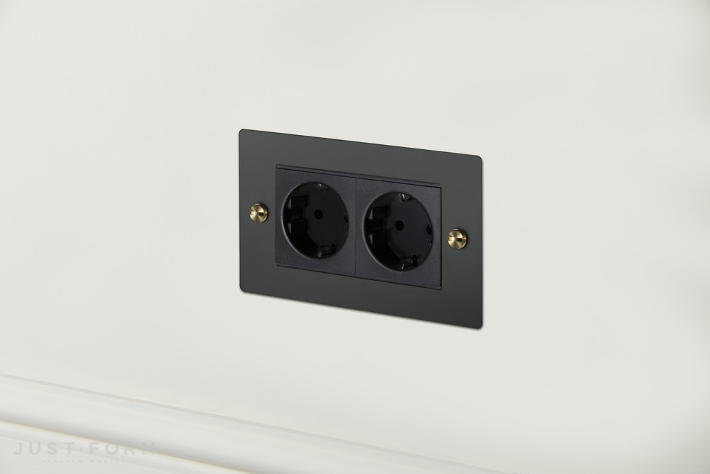 Розетка двойная 2G Euro Socket / Black фабрика Buster + Punch фотография № 2