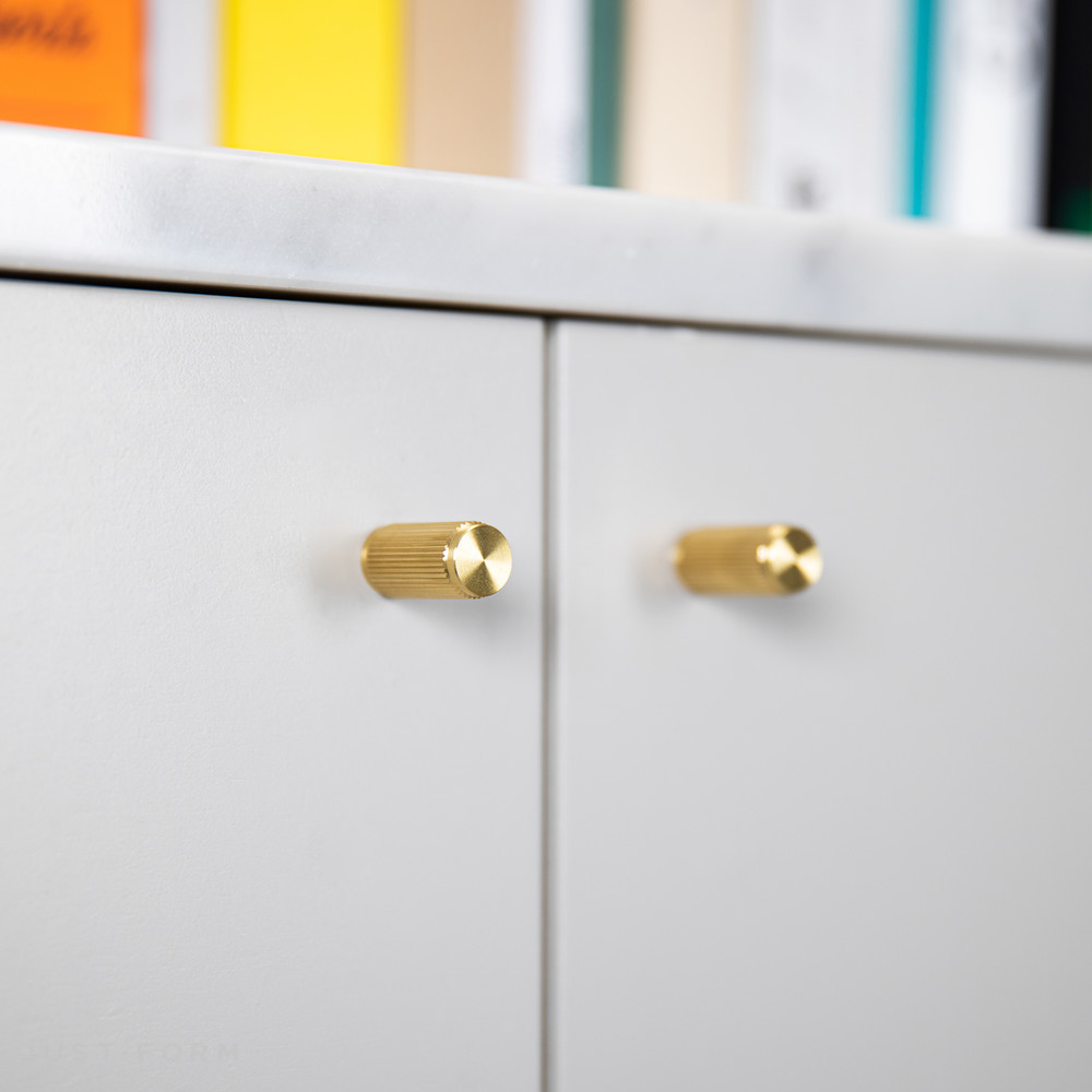 Ручка для мебели Furniture Knob / Linear / Brass фабрика Buster + Punch фотография № 3