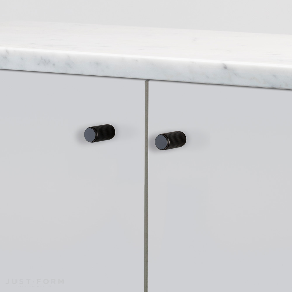 Ручка для мебели Furniture Knob / Linear / Black фабрика Buster + Punch фотография № 1