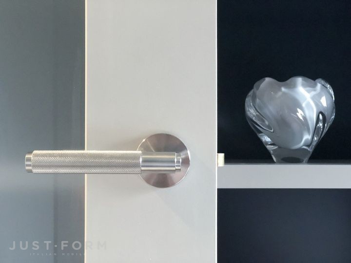 Нажимная дверная ручка Door Handle / Cross / Steel фабрика Buster + Punch фотография № 7