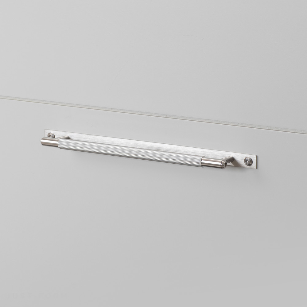 Ручка для мебели Pull Bar / Plate / Linear / Steel фабрика Buster + Punch фотография № 1