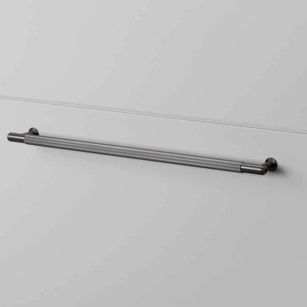 Ручка для мебели Pull Bar / Linear / Gun Metal фабрика Buster + Punch фотография № 2