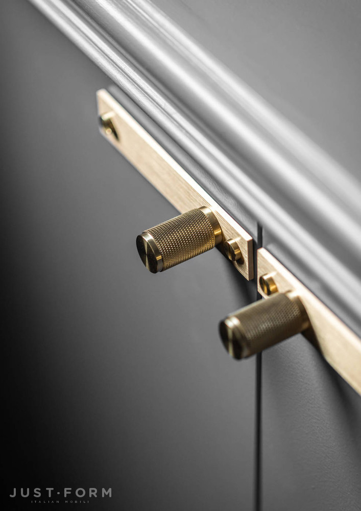 Ручка для мебели Furniture Knob / Plate / Cross / Brass фабрика Buster + Punch фотография № 17