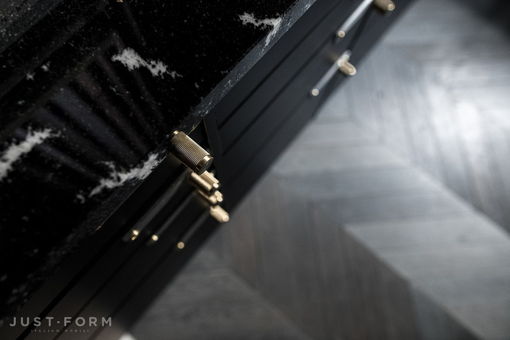 Ручка для мебели Furniture Knob / Plate /Cross / Steel фабрика Buster + Punch фотография № 7