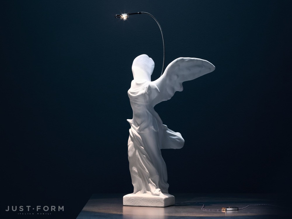 Настольный светильник Nike фабрика Catellani & Smith фотография № 1