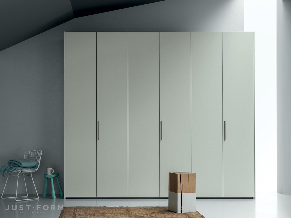 Wardrobe With Hinged Door Liscia Hinged Door фабрика Md House фотография № 1