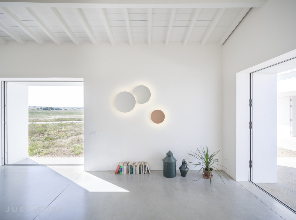 Настенный светильник Puck Wall Art Single фабрика Vibia  фотография № 2