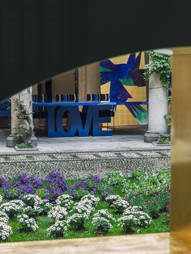 Стол Italia Love фабрика Erba фотография № 4