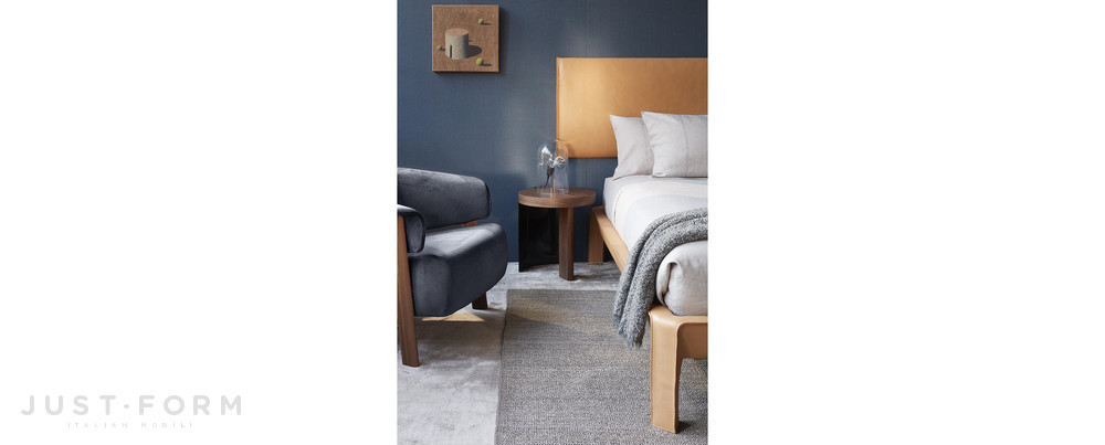 Кресло  571 Back-Wing Armchair фабрика Cassina фотография № 5