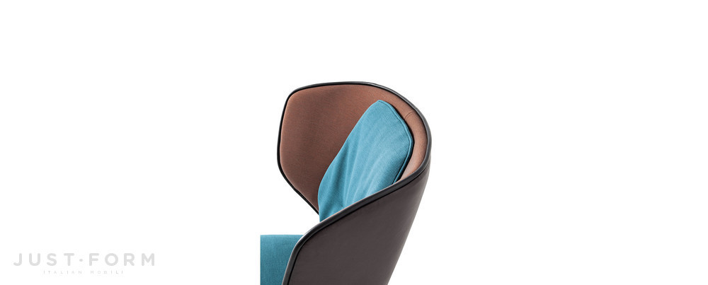 Кресло 570 Gender Armchair фабрика Cassina фотография № 5