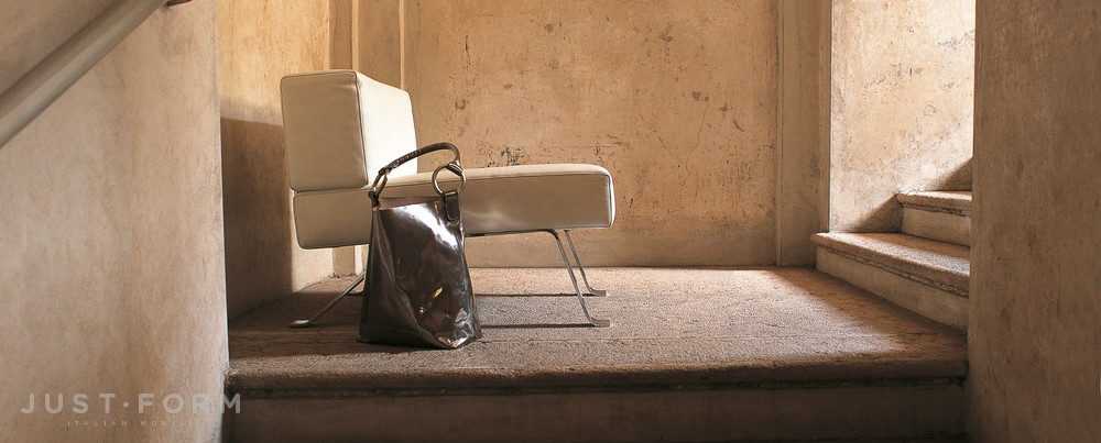 Кресло 512 Ombra Armchair фабрика Cassina фотография № 7