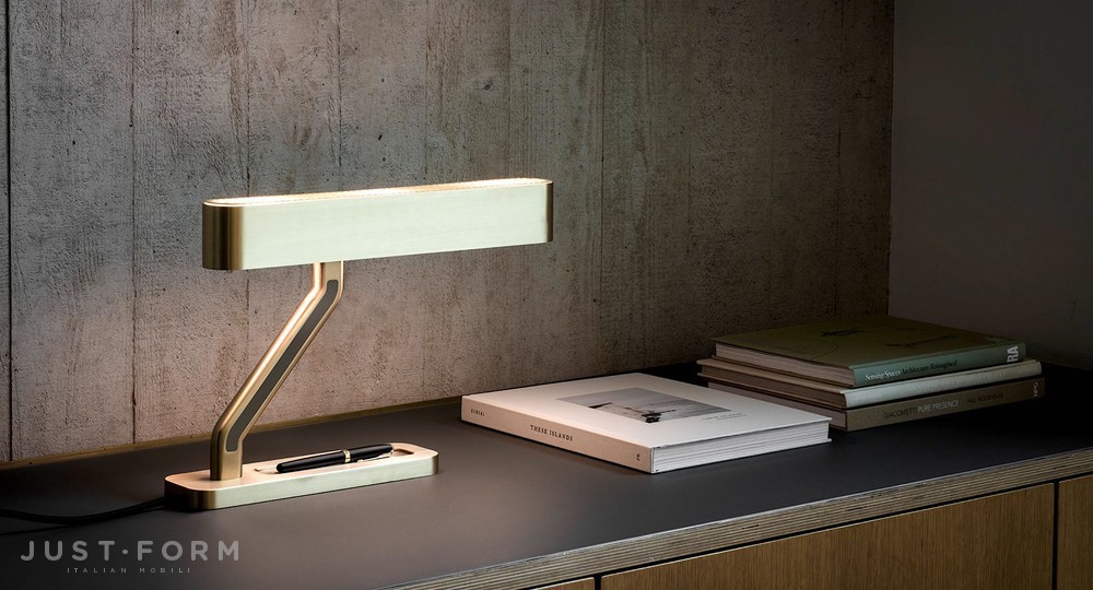 Настольная лампа Colt Table Lamp фабрика Bert Frank фотография № 2