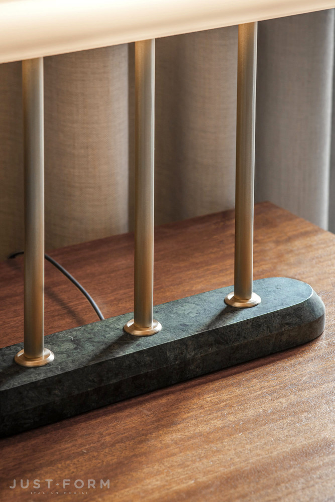 Настольная лампа Spate Table Lamp фабрика Bert Frank фотография № 6