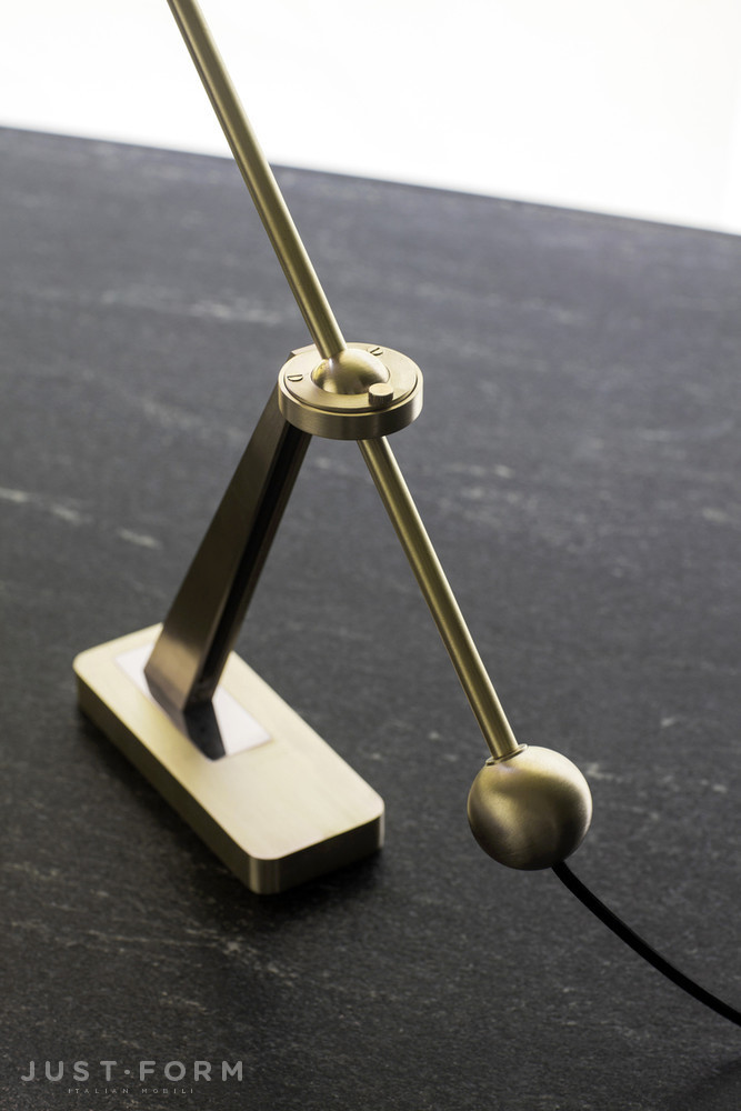 Настольная лампа Stasis Table Lamp фабрика Bert Frank фотография № 7