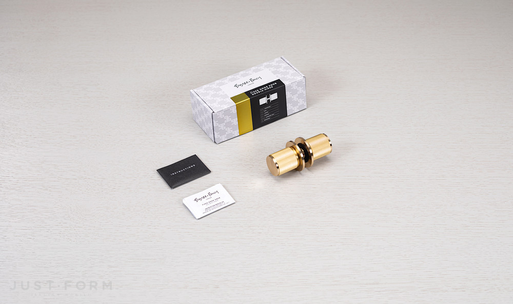 Двойная фиксированная дверная ручка Fixed Door Knob / Double-Sided / Linear / Brass фабрика Buster + Punch фотография № 7