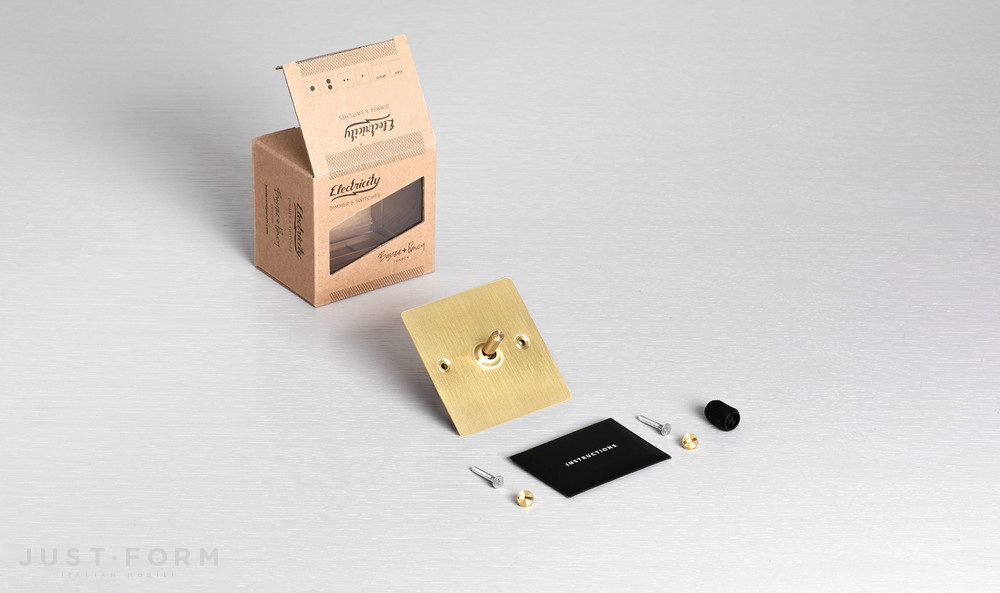 Перекресный переключатель 1G Intermediate Toggle Switch / Brass фабрика Buster + Punch фотография № 3