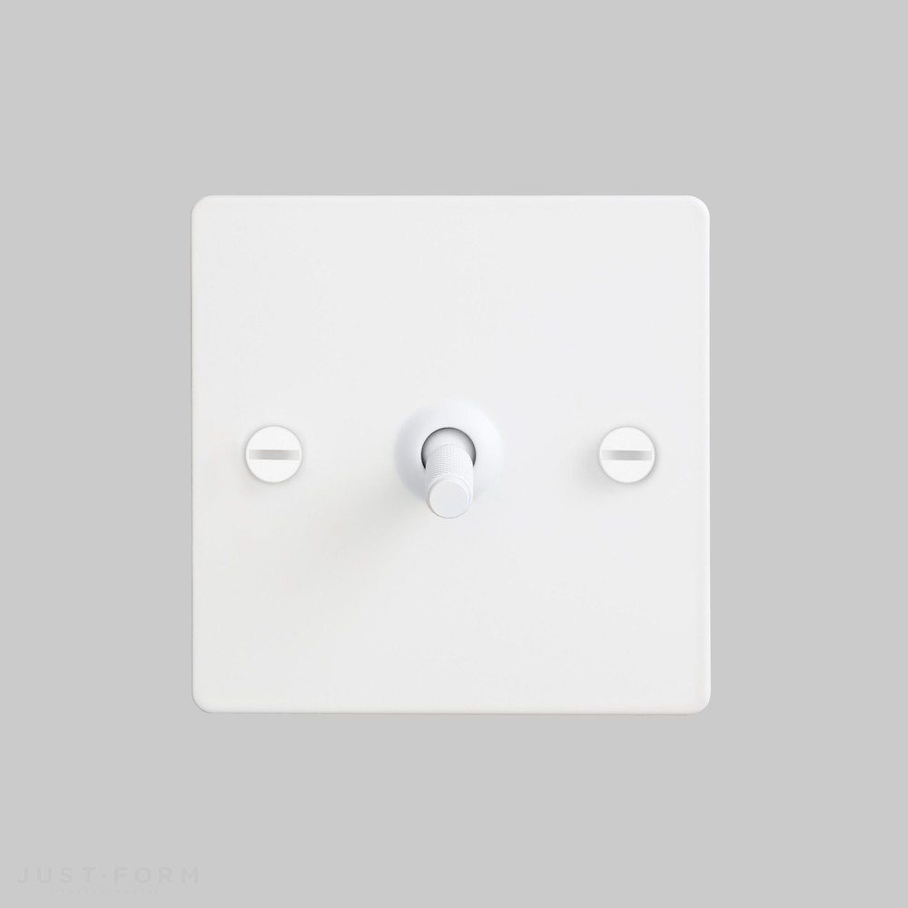 Перекрестный переключатель 1G Intermediate Toggle Switch / White фабрика Buster + Punch фотография № 2