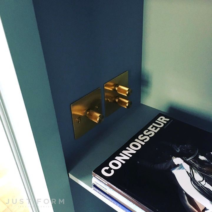 Двойной диммер 2G Dimmer / Brass фабрика Buster + Punch фотография № 9