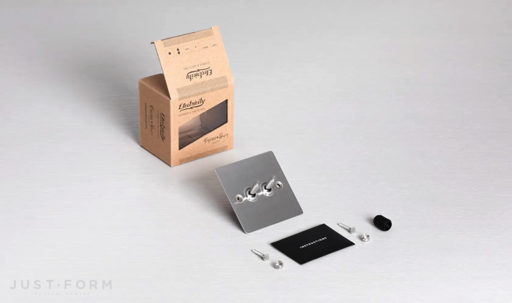 Двухтумблерный переключатель 2G Toggle Switch / Steel / Brass фабрика Buster + Punch фотография № 3