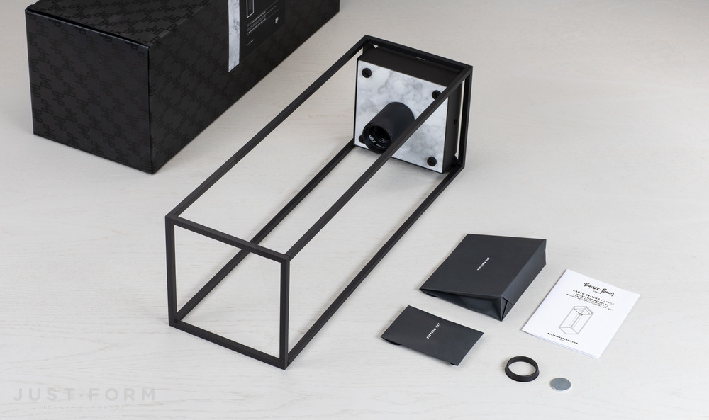 Потолочный светильник Caged Ceiling / Large / Black Marble  фабрика Buster + Punch фотография № 5