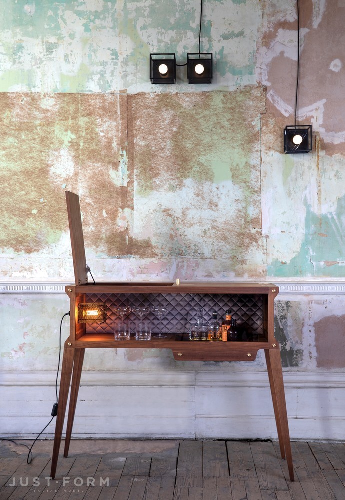 Бра Caged Wall / Small / Brushed White Marble фабрика Buster + Punch фотография № 5