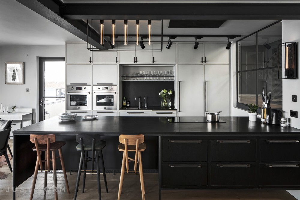 Потолочный светильник Caged Ceiling 5.0 / Brushed Steel фабрика Buster + Punch фотография № 4