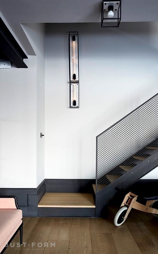 Бра  Caged Wall / X-Large / Brushed Steel фабрика Buster + Punch фотография № 10