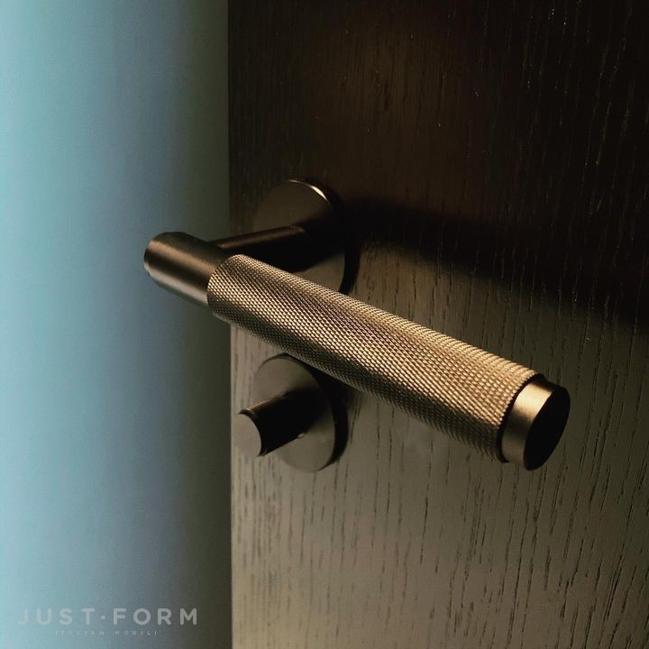 Нажимная дверная ручка Door Handle / Cross / Black фабрика Buster + Punch фотография № 13