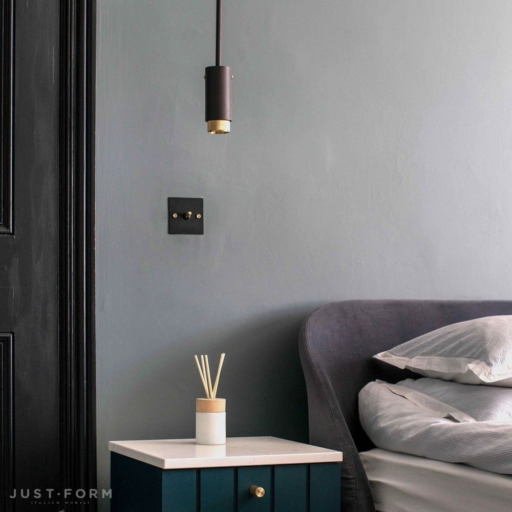 Подвесной светильник Exhaust Pendant / Graphite / Brass фабрика Buster + Punch фотография № 15