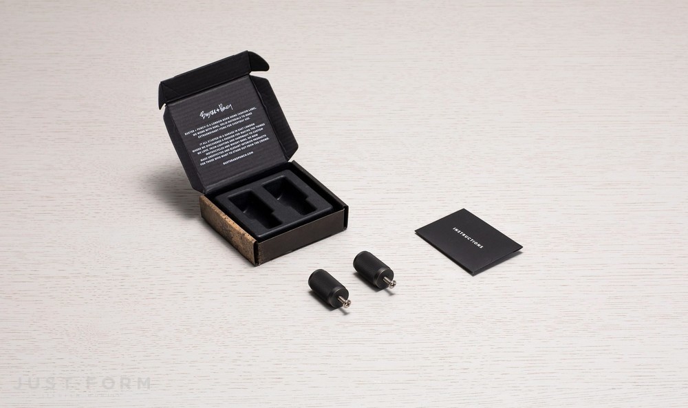 Ручка для мебели Furniture Knob / Cross / Black фабрика Buster + Punch фотография № 7