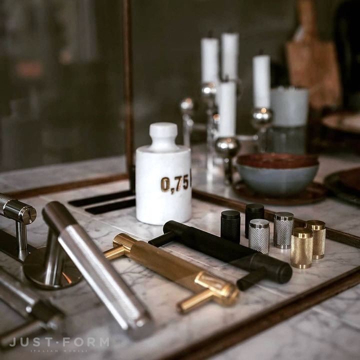 Ручка для мебели Furniture Knob / Cross / Brass фабрика Buster + Punch фотография № 13