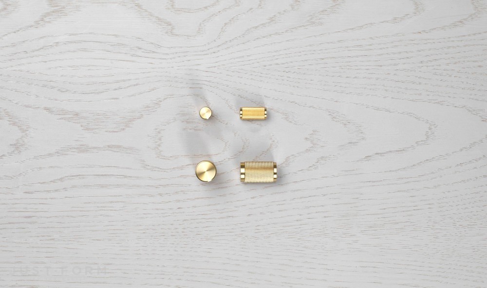 Ручка для мебели Furniture Knob / Cross / Brass фабрика Buster + Punch фотография № 9