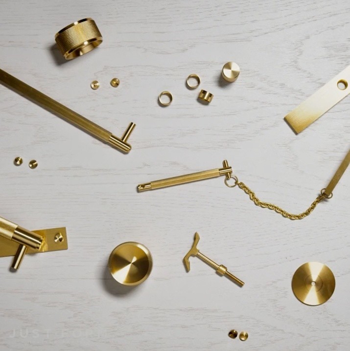 Ручка для мебели Furniture Knob / Linear / Brass фабрика Buster + Punch фотография № 14