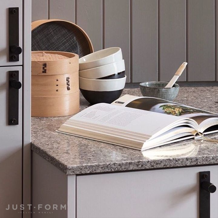 Ручка для мебели Furniture Knob / Plate / Cross / Black фабрика Buster + Punch фотография № 17