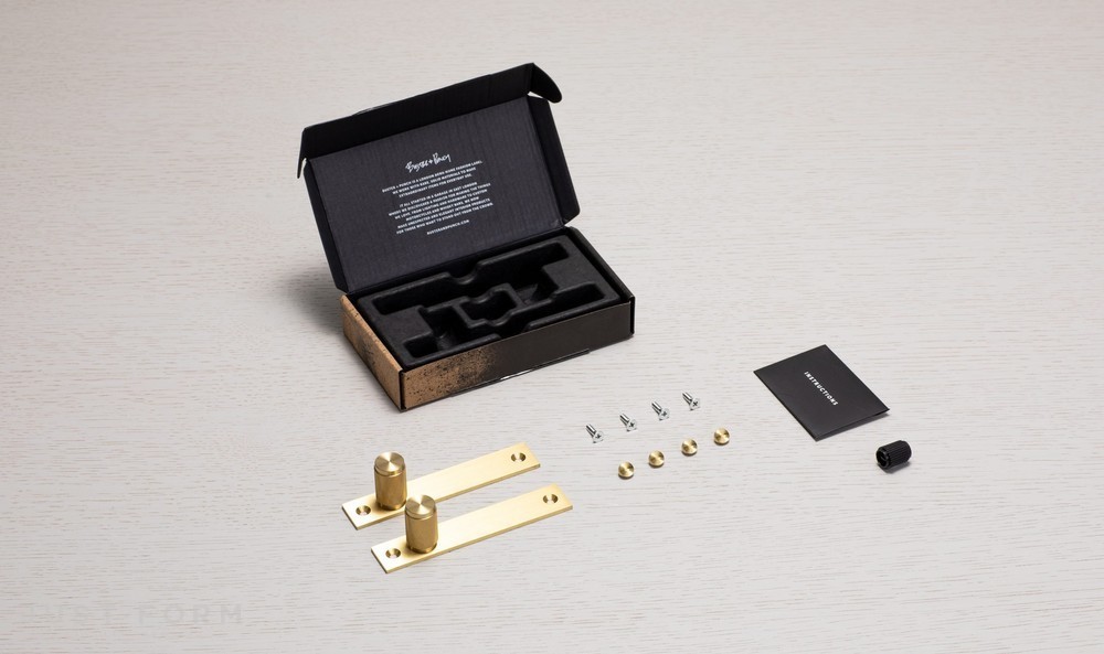Ручка для мебели Furniture Knob / Plate / Cross / Brass фабрика Buster + Punch фотография № 8