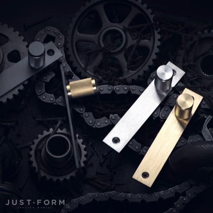 Ручка для мебели Furniture Knob / Plate / Cross / Brass фабрика Buster + Punch фотография № 38