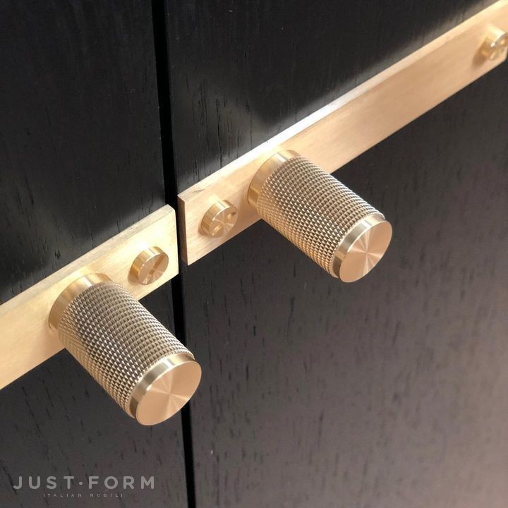 Ручка для мебели Furniture Knob / Plate / Cross / Brass фабрика Buster + Punch фотография № 45
